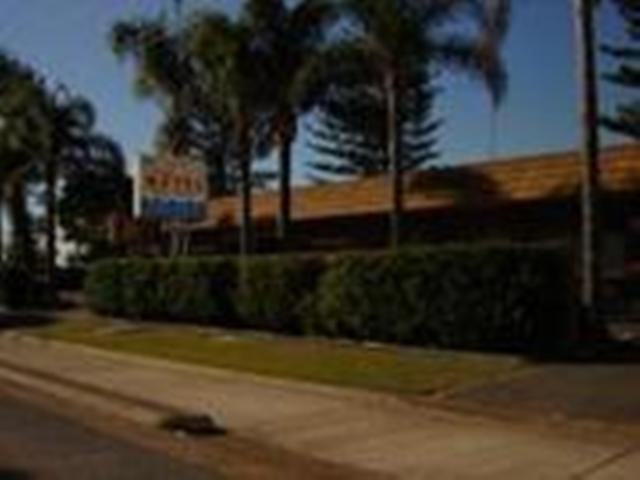 Black Swan Waterfront Motel (Adults Only) Swansea Eksteriør billede